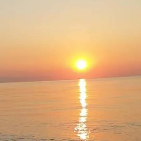 Tramonto Rosso Апартаменты Катания